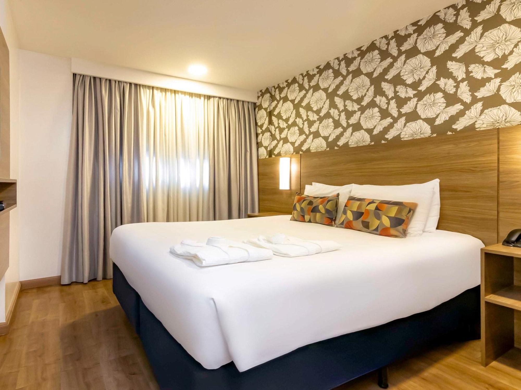Mercure Curitiba 7 De Setembro Extérieur photo
